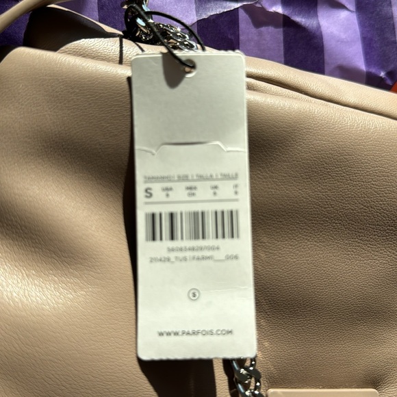 PARFOIS beauty, new camel-color crossbody bag, w silver hardware + chain strap - Picture 6 of 6